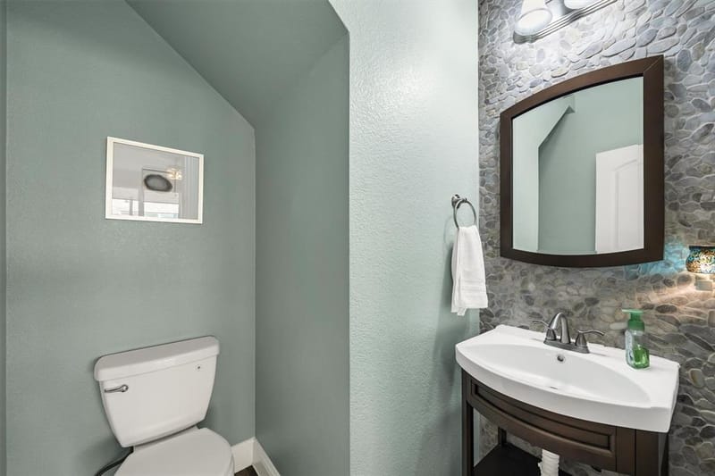 399 Teague Drive, Lewisville TX 75067 - Photo 19