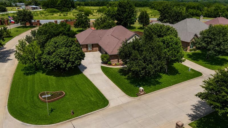 101 Indian Paint Drive, Justin TX 76247 - Photo 36