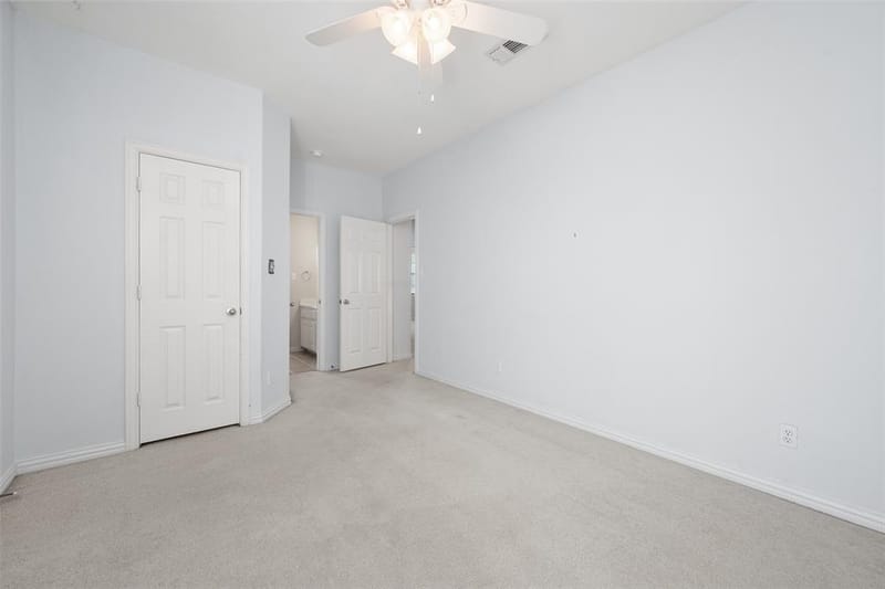 2405 Moon Dance Court, Arlington TX 76001 - Photo 27