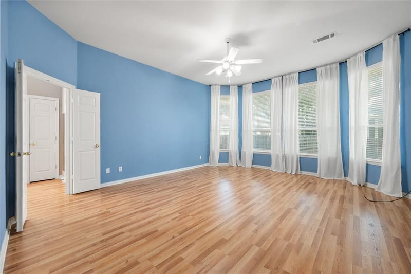 2405 Moon Dance Court, Arlington TX 76001 - Photo 17