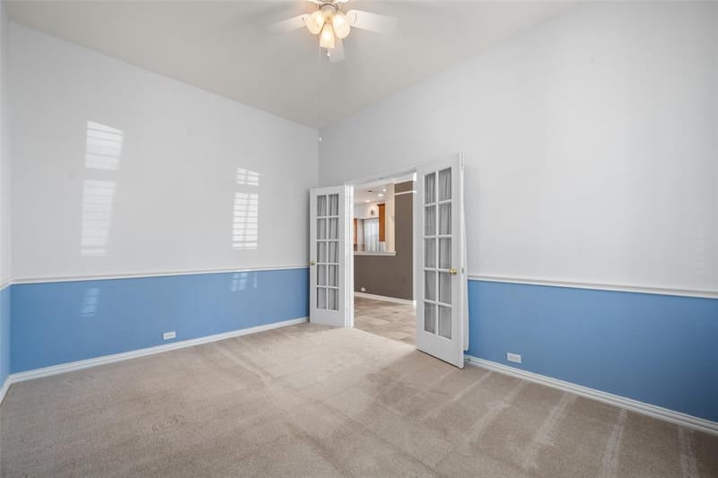 2405 Moon Dance Court, Arlington TX 76001 - Photo 8
