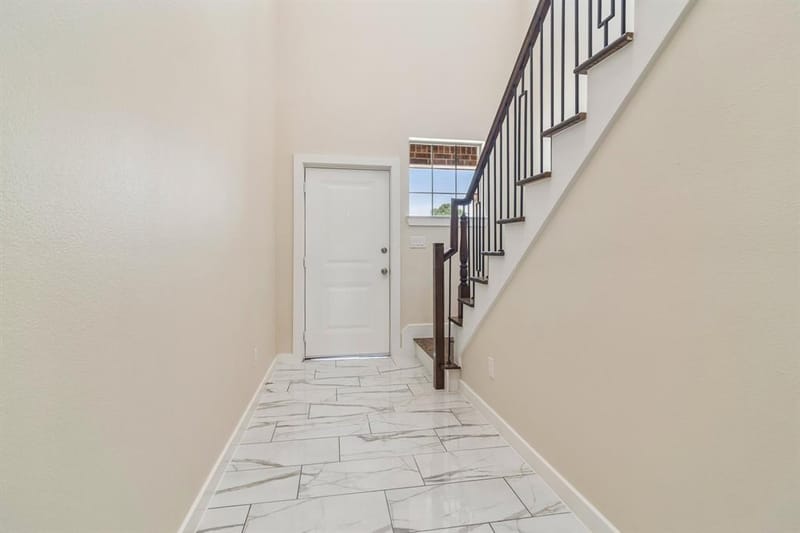 3634 Amoud Drive, Irving TX 75062 - Photo 3