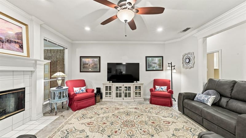 6021 Melrose Circle, Granbury TX 76049 - Photo 13