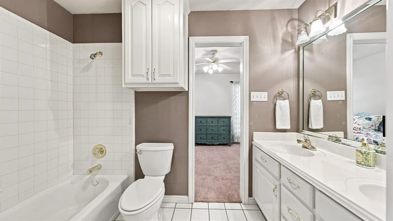 6021 Melrose Circle, Granbury TX 76049 - Photo 30