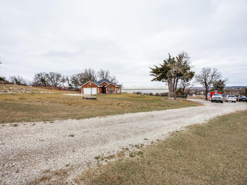 136 Alyssa Court, Weatherford TX 76085 - Photo 3
