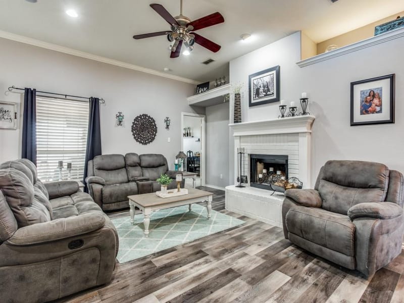 136 Alyssa Court, Weatherford TX 76085 - Photo 4