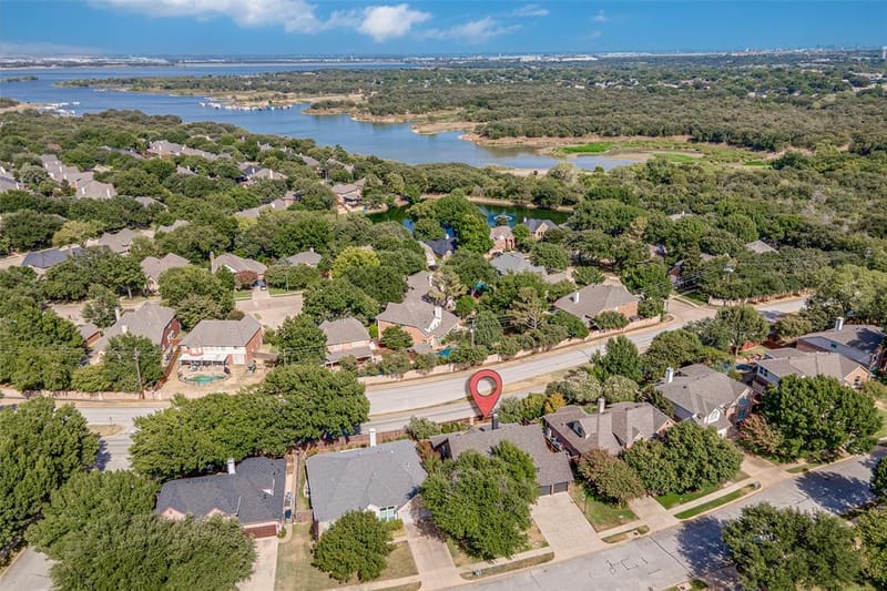 2710 Cobblestone Drive, Grapevine TX 76051 - Photo 6