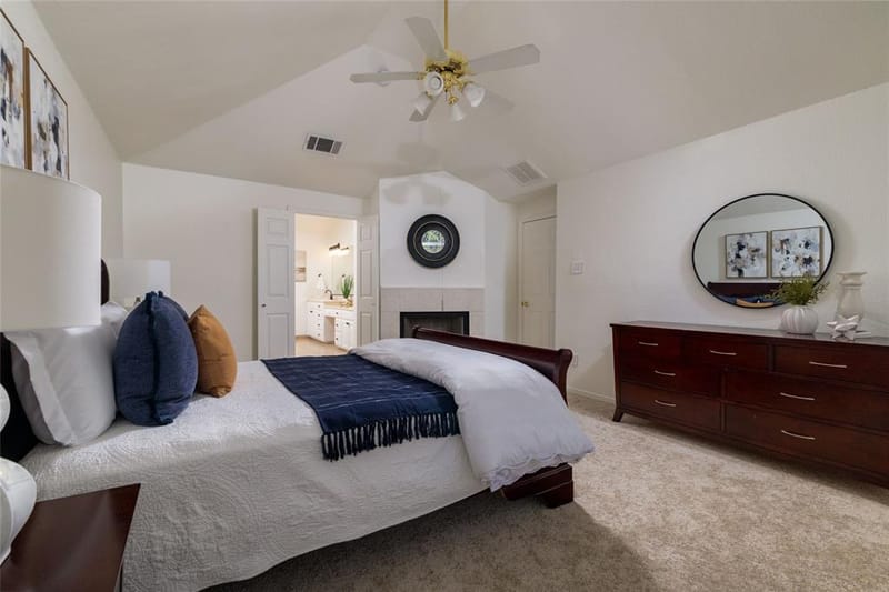 2221 Hidden Woods Court, Arlington TX 76006 - Photo 16