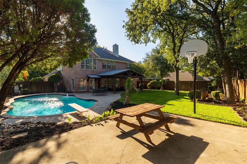 2221 Hidden Woods Court, Arlington TX 76006 - Photo 32