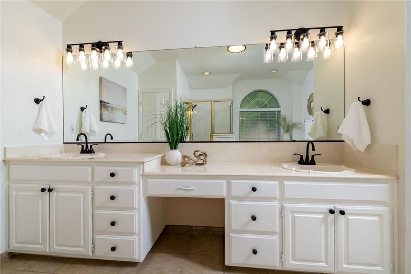 2221 Hidden Woods Court, Arlington TX 76006 - Photo 20