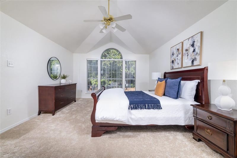 2221 Hidden Woods Court, Arlington TX 76006 - Photo 18