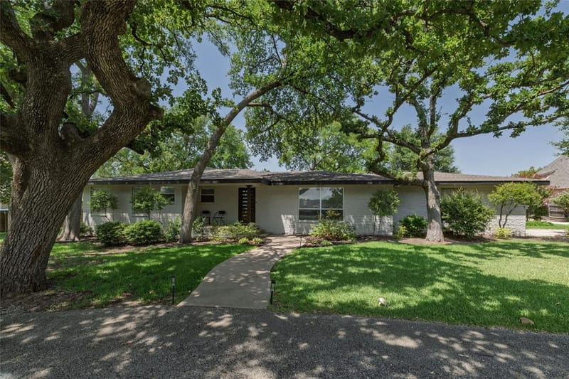 2640 Ridgecrest Drive, Southlake TX 76092