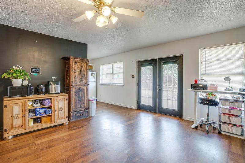 2102 SE 10th Street, Mineral Wells TX 76067 - Photo 14