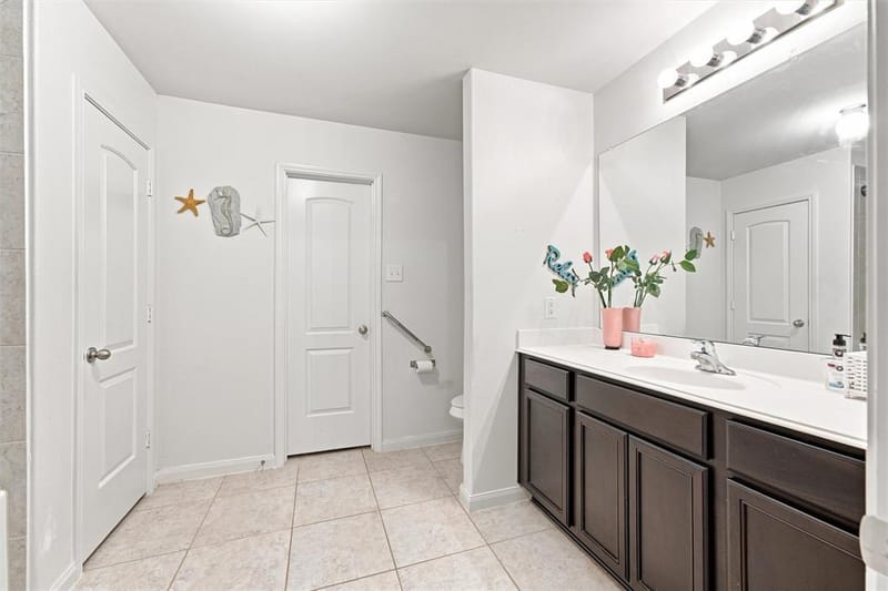 157 Presidents Way, Venus TX 76084 - Photo 15