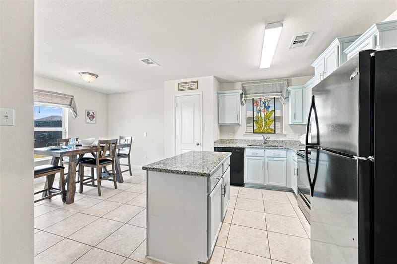 157 Presidents Way, Venus TX 76084 - Photo 8