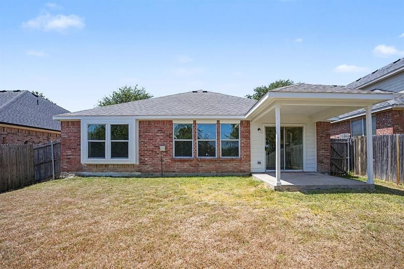 2640 Pioneer Bluffs Road, Balch Springs TX 75181 - Photo 21