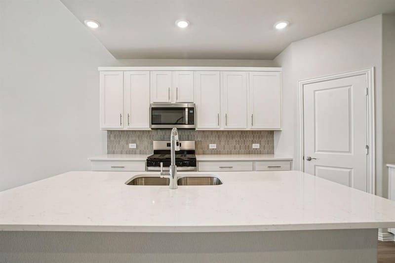 2126 Longchamp Lane, Seagoville TX 75159