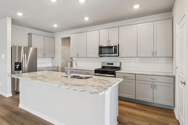 2122 Longchamp Lane, Seagoville TX 75159