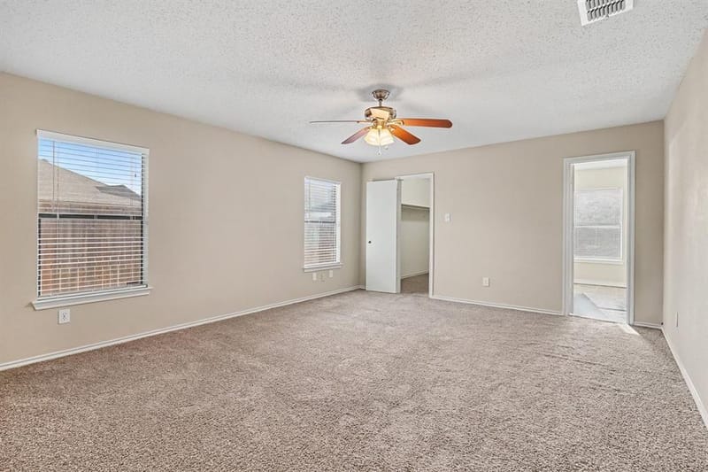 5233 Blue Circle, Haltom City TX 76137 - Photo 13