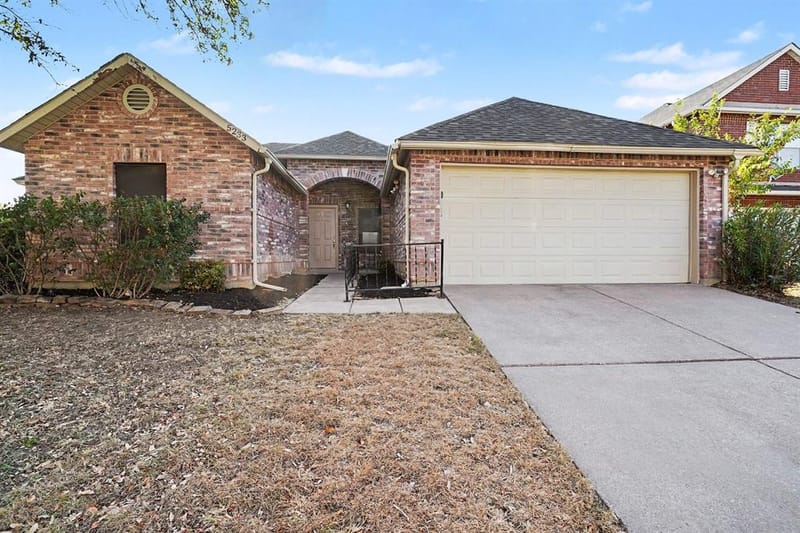 5233 Blue Circle, Haltom City TX 76137