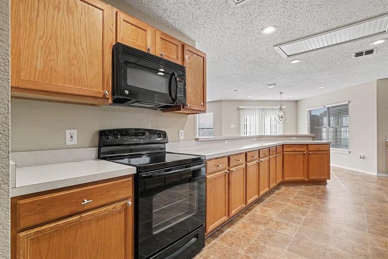 5233 Blue Circle, Haltom City TX 76137 - Photo 10
