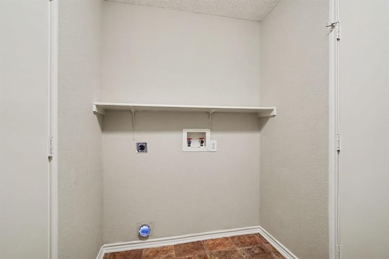 5233 Blue Circle, Haltom City TX 76137 - Photo 18