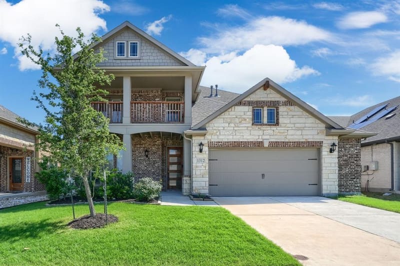 1312 Arrowwood Drive, Aubrey TX 76227 - Photo 5