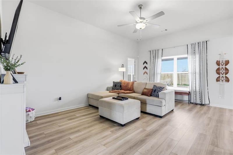 916 American Flyer Boulevard, Fort Worth TX 76108 - Photo 7