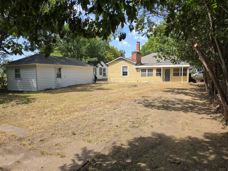 1033 Lockhart, Sherman TX 75092 - Photo 13