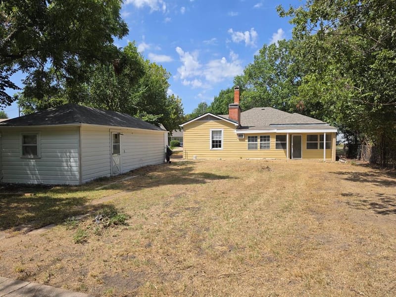 1033 Lockhart, Sherman TX 75092 - Photo 15