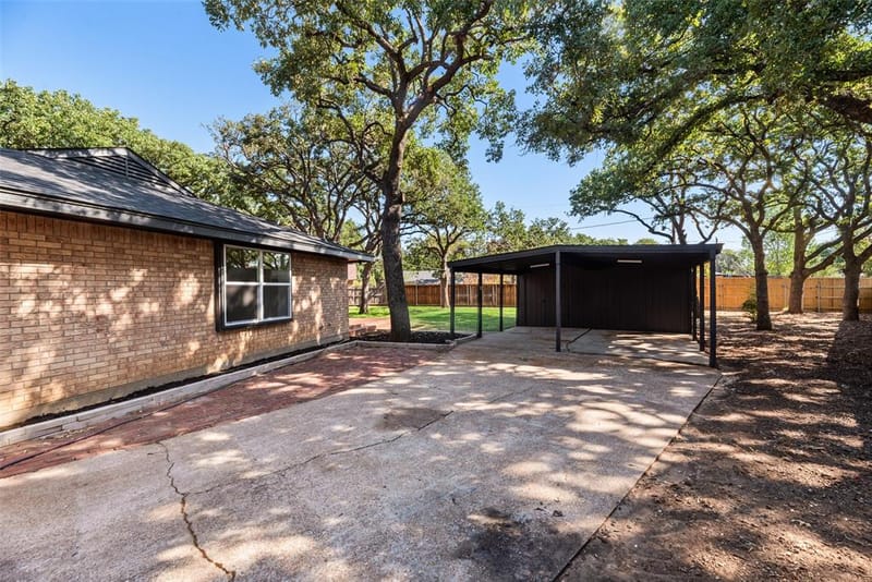 3500 Raynorwood Court, Arlington TX 76015 - Photo 34