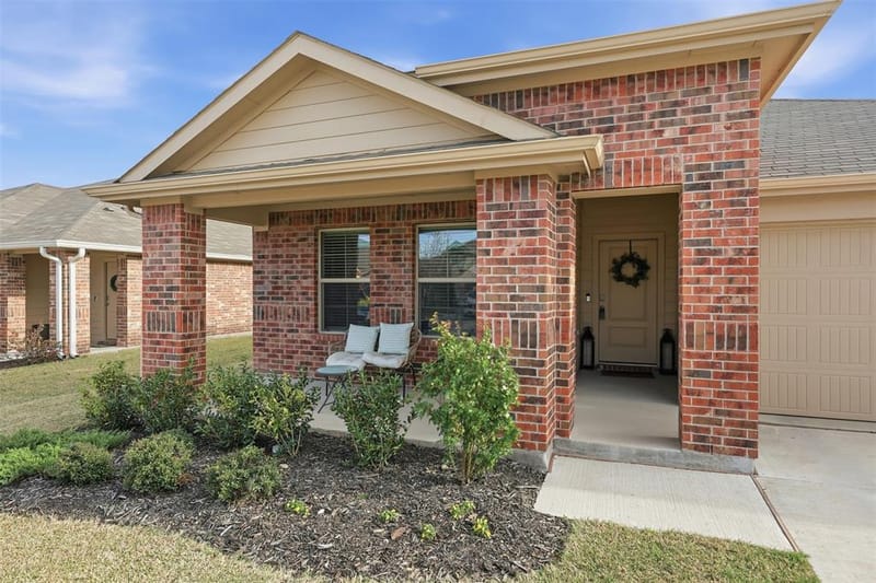613 Whitecomb Lane, Justin TX 76247 - Photo 26