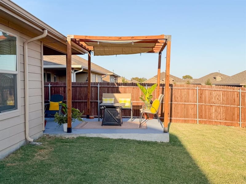 613 Whitecomb Lane, Justin TX 76247 - Photo 37