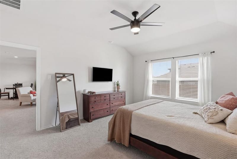 613 Whitecomb Lane, Justin TX 76247 - Photo 19