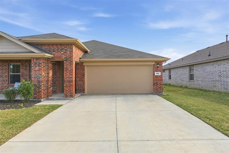 613 Whitecomb Lane, Justin TX 76247 - Photo 29