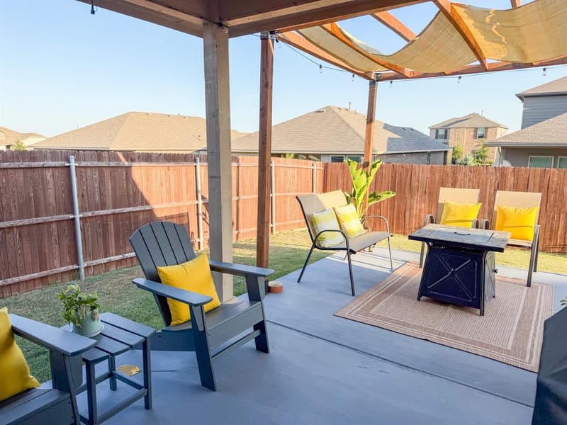 613 Whitecomb Lane, Justin TX 76247 - Photo 4
