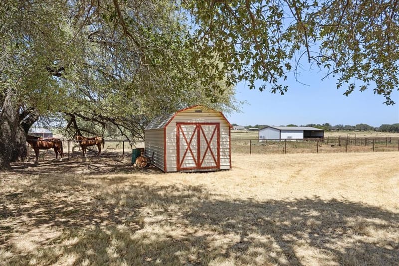 330 Reed Road, Granbury TX 76049 - Photo 26