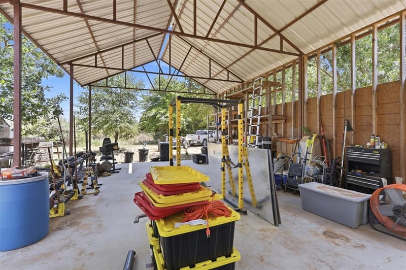 1724 County Road 4790, Boyd TX 76023 - Photo 40