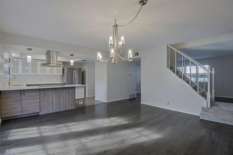 326 Westview Terrace, Arlington TX 76013 - Photo 6