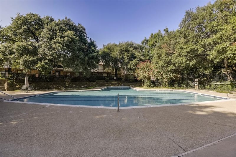 326 Westview Terrace, Arlington TX 76013 - Photo 28