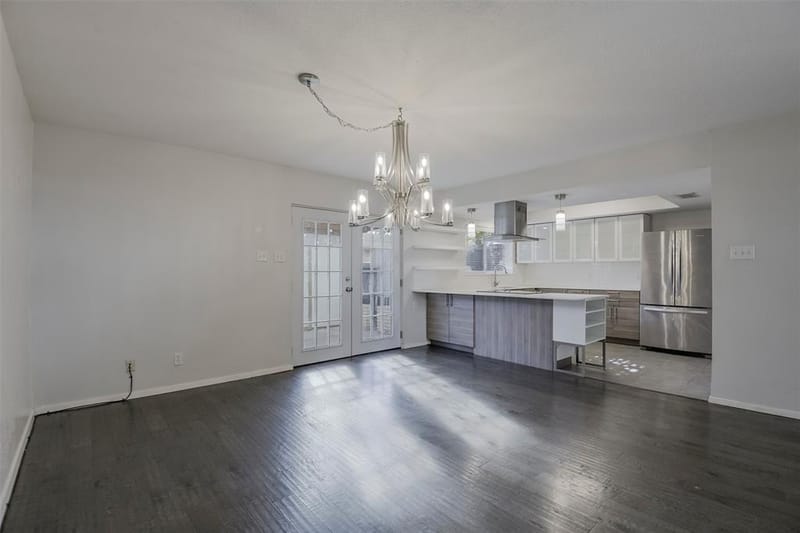 326 Westview Terrace, Arlington TX 76013 - Photo 5