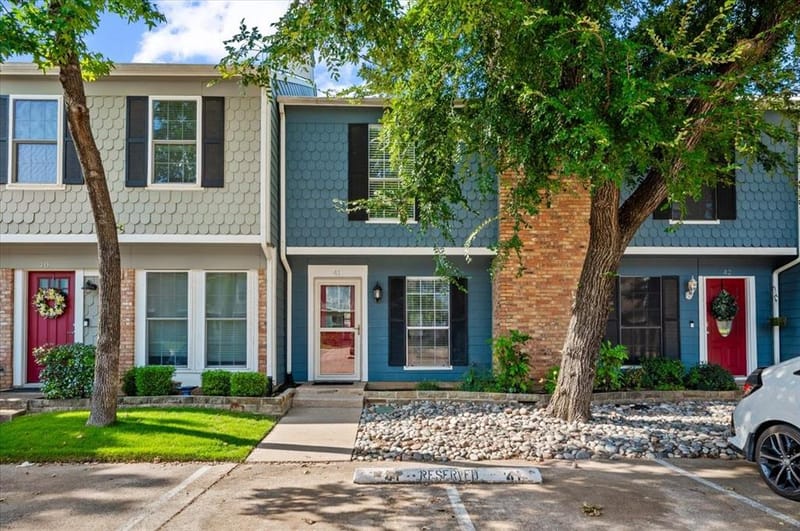 41 Abbey Road, Euless TX 76039