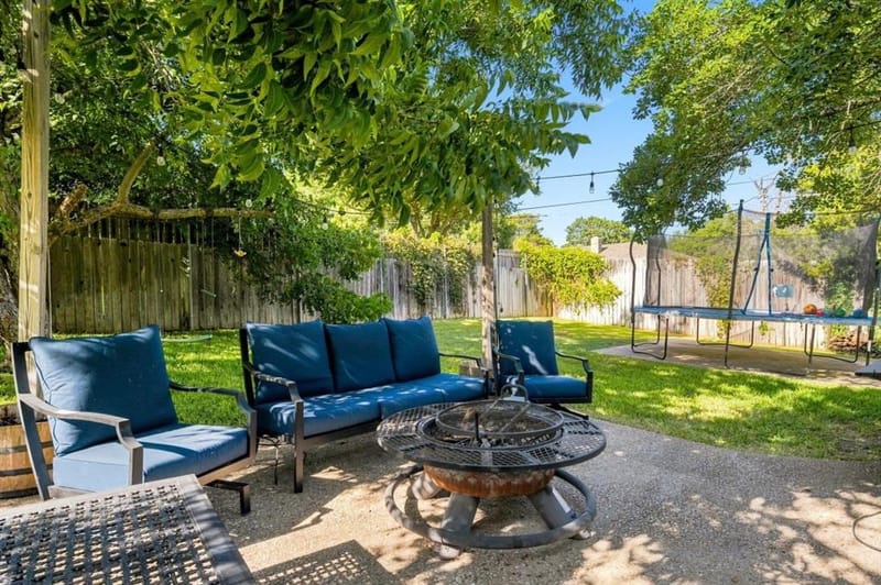 9909 Forest Shadows Drive, Woodway TX 76712 - Photo 27