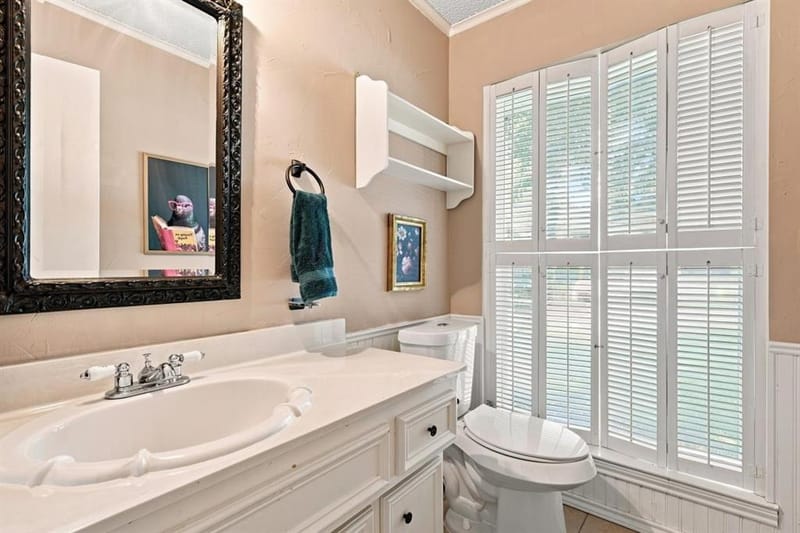 9909 Forest Shadows Drive, Woodway TX 76712 - Photo 24