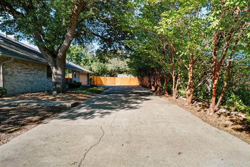 980 N Lydia Street, Stephenville TX 76401 - Photo 2