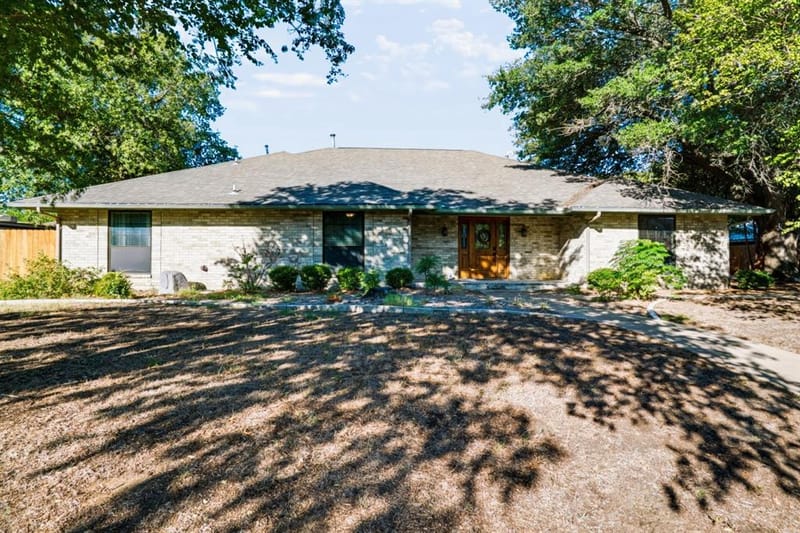 980 N Lydia Street, Stephenville TX 76401 - Photo 4
