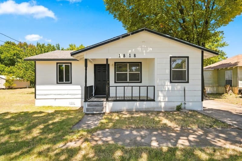 1818 WILLIS Lane, Bellmead TX 76704