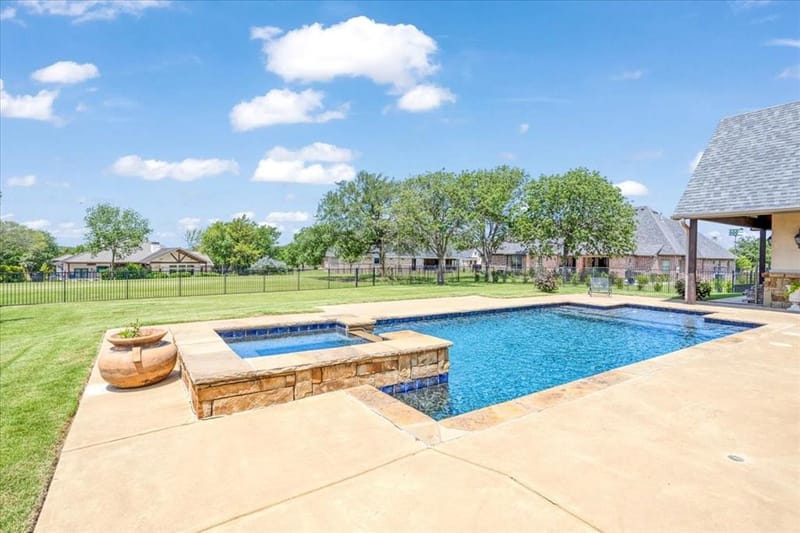 35 S Bob Jones Court, Pottsboro TX 75076 - Photo 9