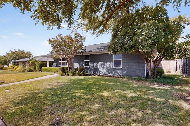 7611 El Pensador Drive, Dallas TX 75248 - Photo 4