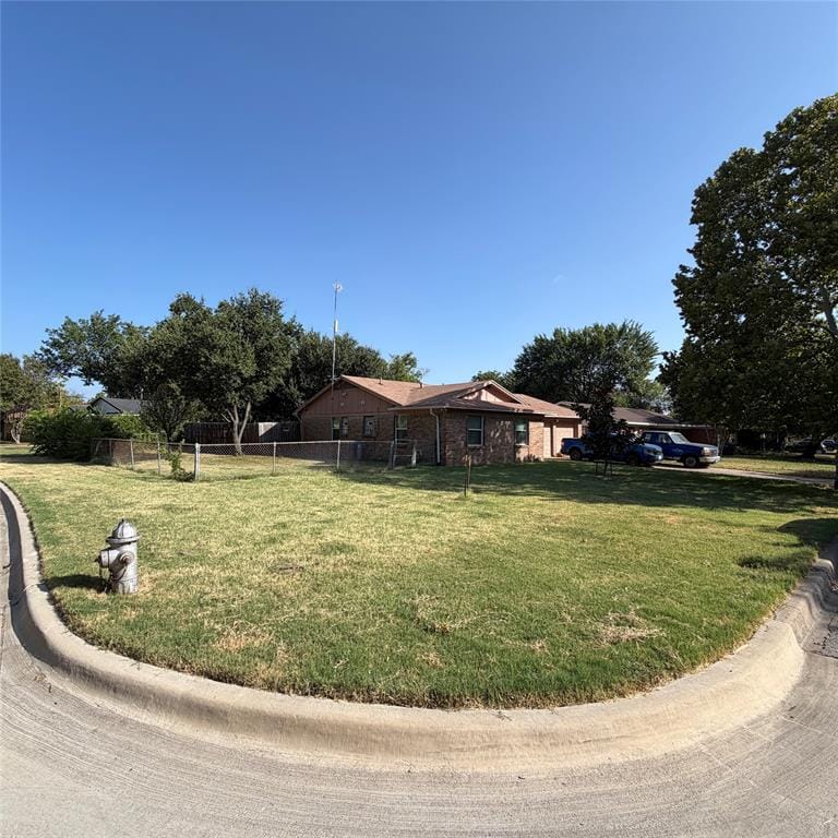 5712 Westhaven Drive, Fort Worth TX 76132 - Photo 2